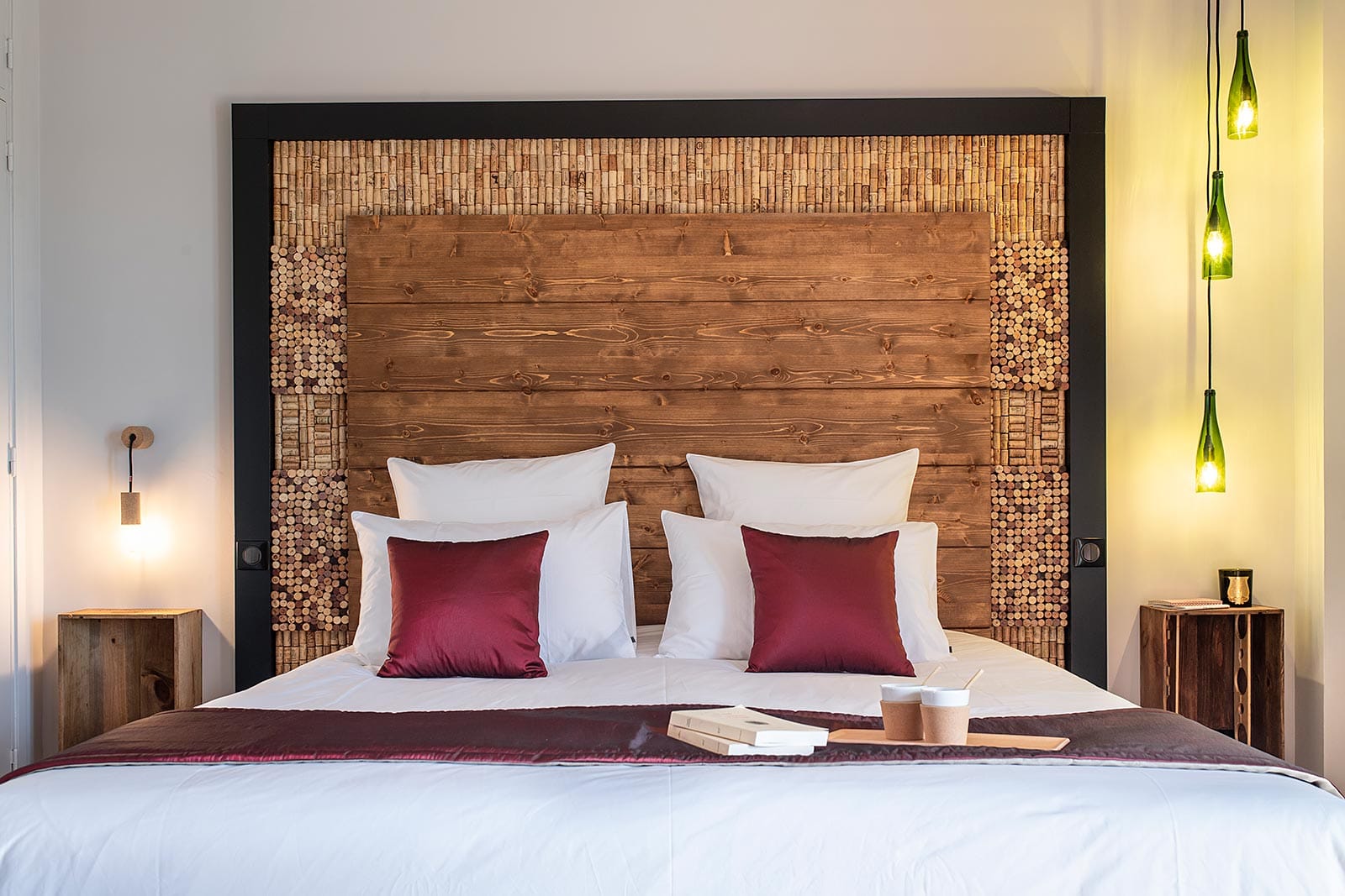 Bouchon d’Or suite — bedroom