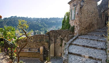 The village of Biot